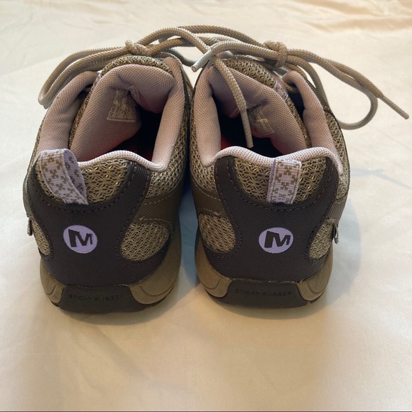 Merrell Women’s hiking outdoor shoes - Picture 4 of 7
